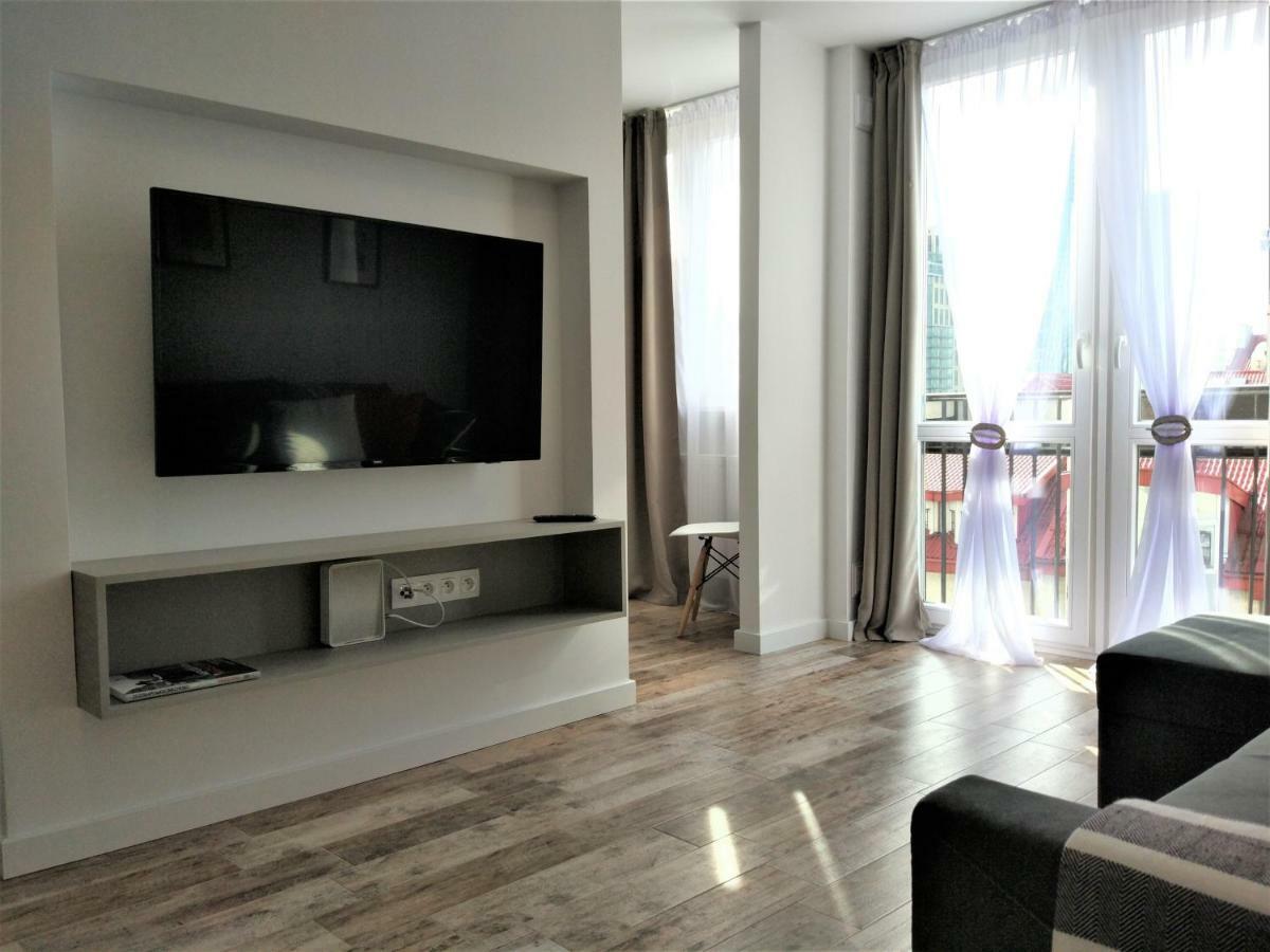 City Center Zelazna, Next To Warsaw'S Business District & Fabryka Norblina, By Warsawskyline Apartments Buitenkant foto